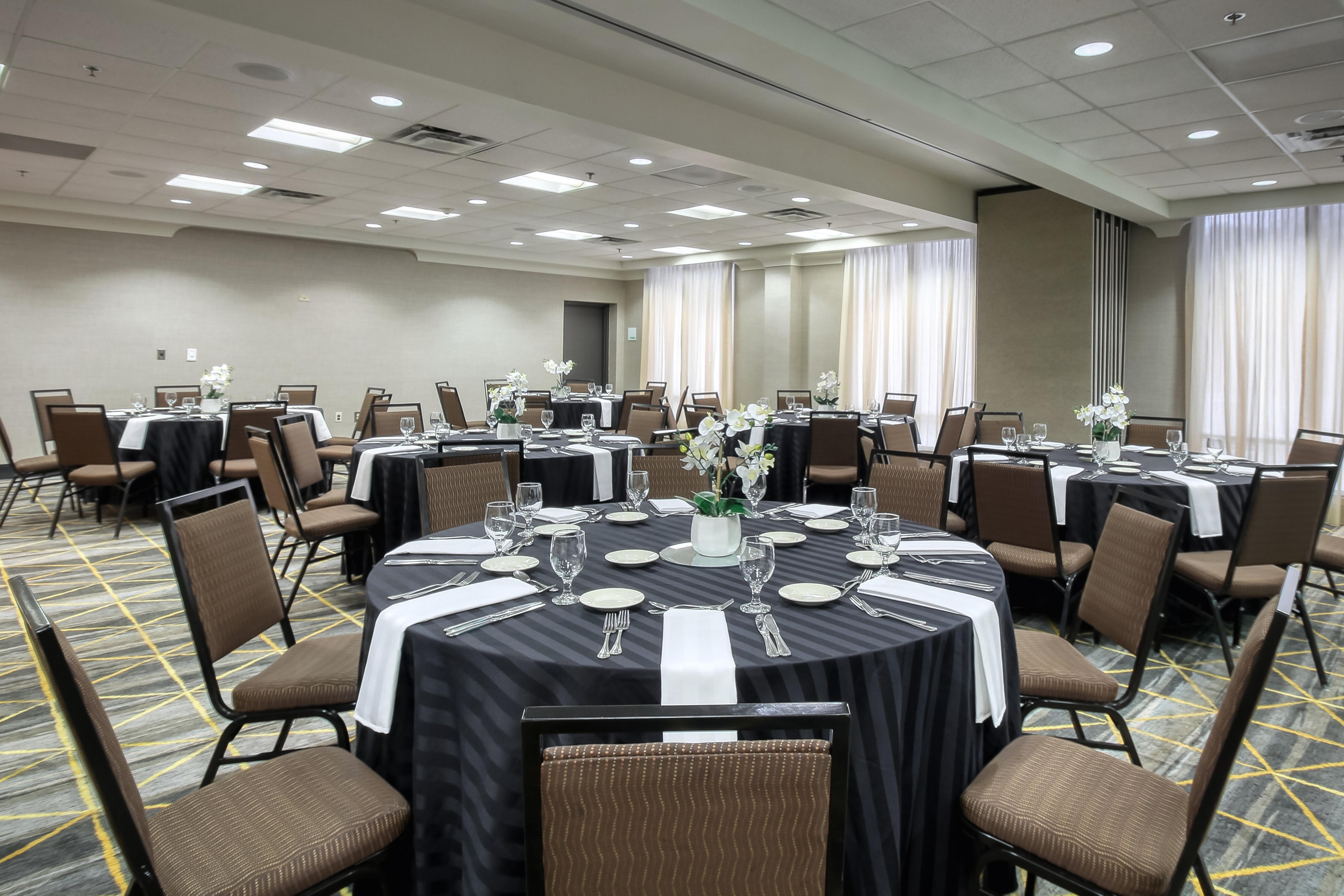 Holiday Inn & Suites Atlanta Airport North By Ihg College Park Zewnętrze zdjęcie