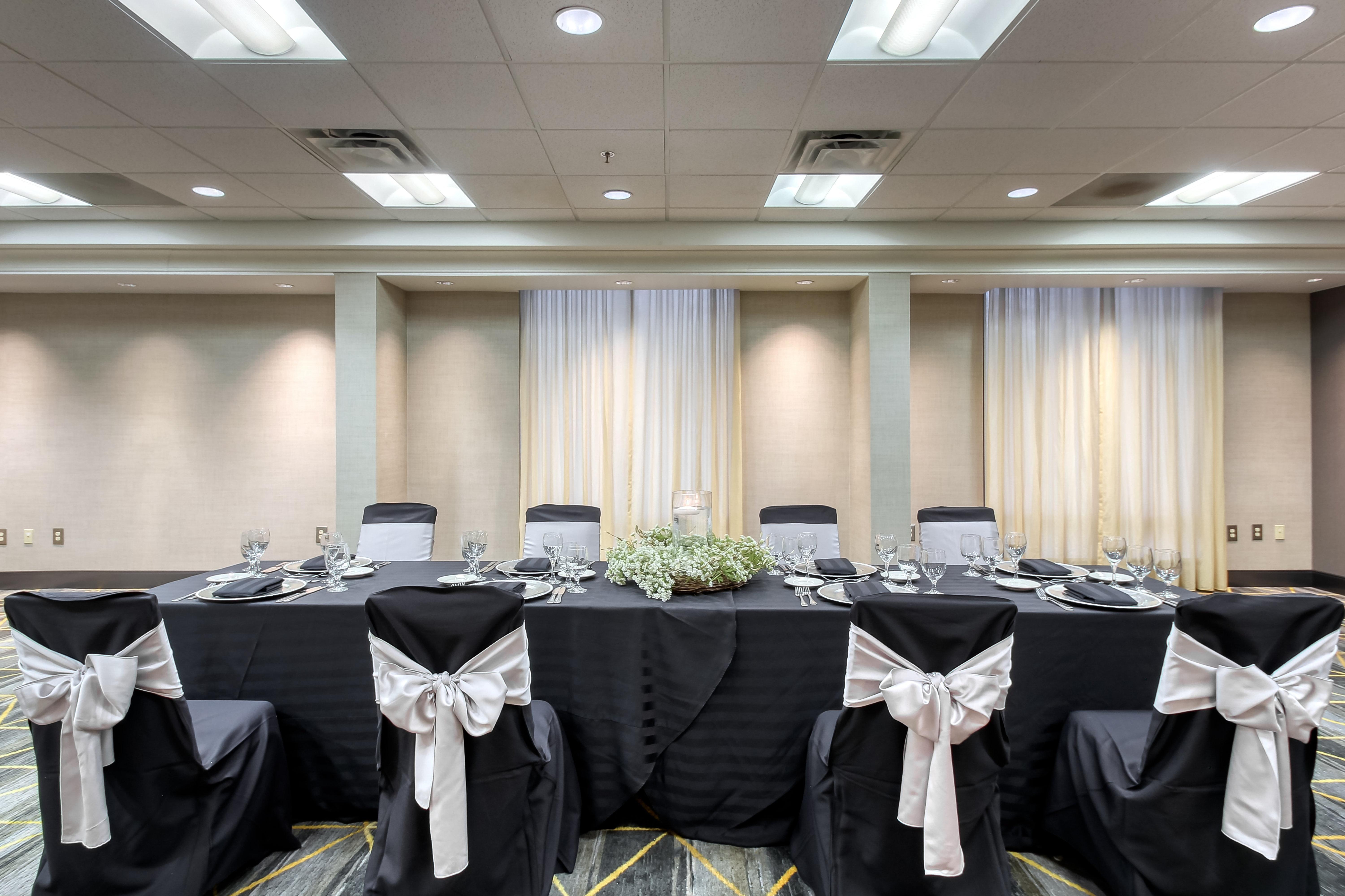 Holiday Inn & Suites Atlanta Airport North By Ihg College Park Zewnętrze zdjęcie